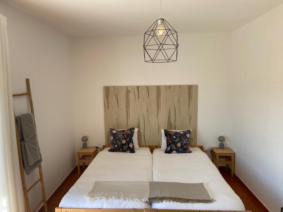 Guesthouse Releash 阿尔热祖尔 外观 照片
